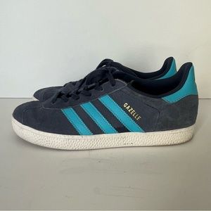 Adidas Gazelle Women’s Sneakers Size 7 Blue/Grey Blue Stripes Good Condition